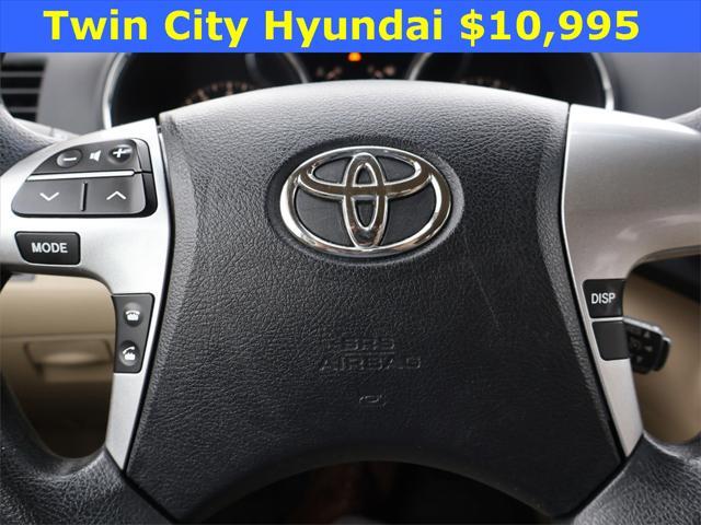 used 2013 Toyota Highlander car, priced at $10,995