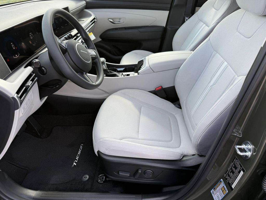 new 2026 Hyundai Tucson car, priced at $29,171