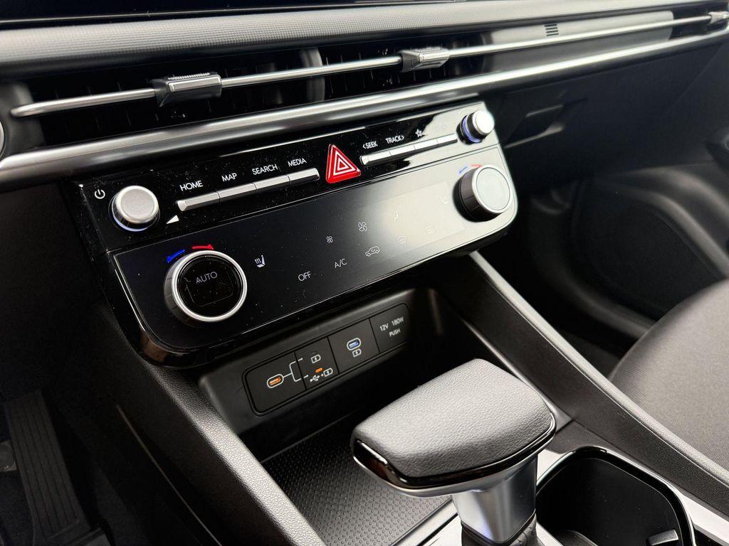 new 2026 Hyundai Tucson car, priced at $31,181