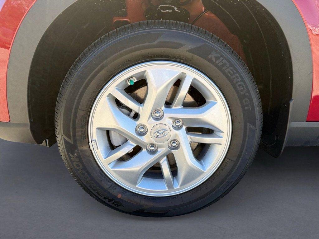 new 2025 Hyundai Venue car, priced at $22,118