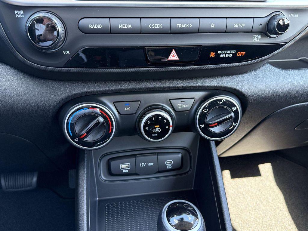 new 2025 Hyundai Venue car, priced at $22,118