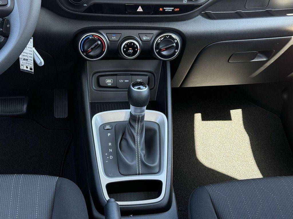 new 2025 Hyundai Venue car, priced at $22,118