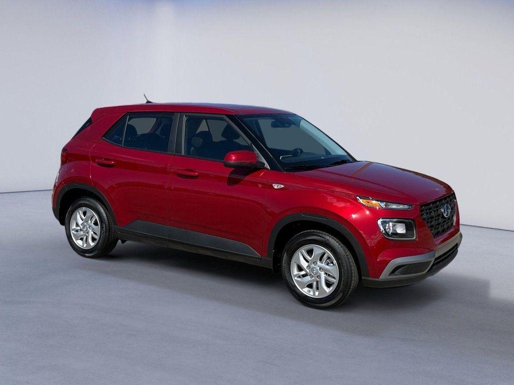 new 2025 Hyundai Venue car, priced at $22,118