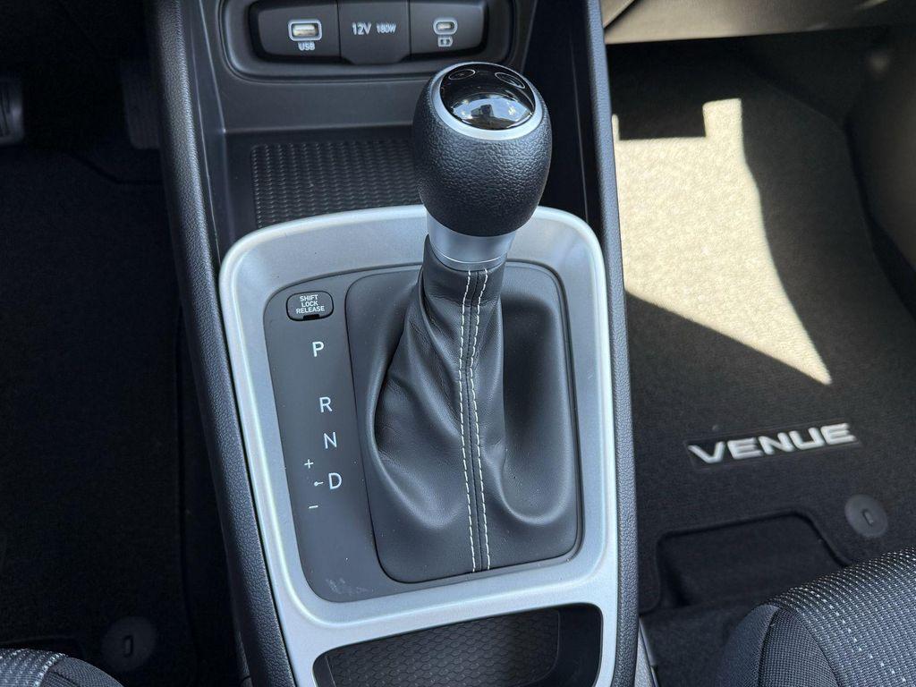 new 2025 Hyundai Venue car, priced at $22,118