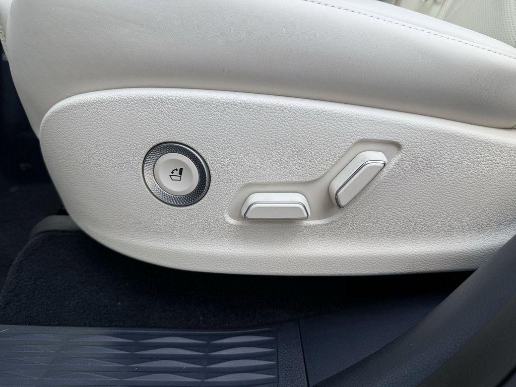 new 2025 Genesis GV80 car, priced at $78,554