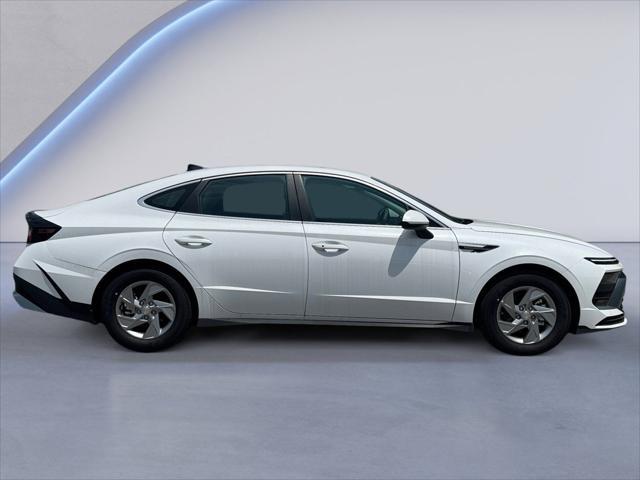 new 2025 Hyundai Sonata car, priced at $26,498