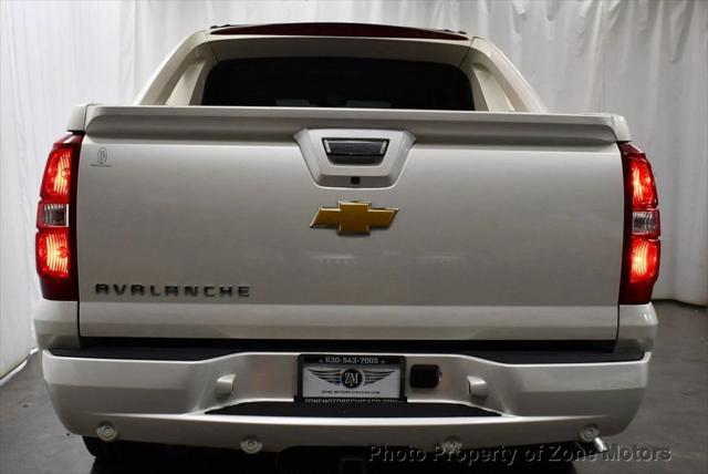 used 2013 Chevrolet Avalanche car, priced at $11,950