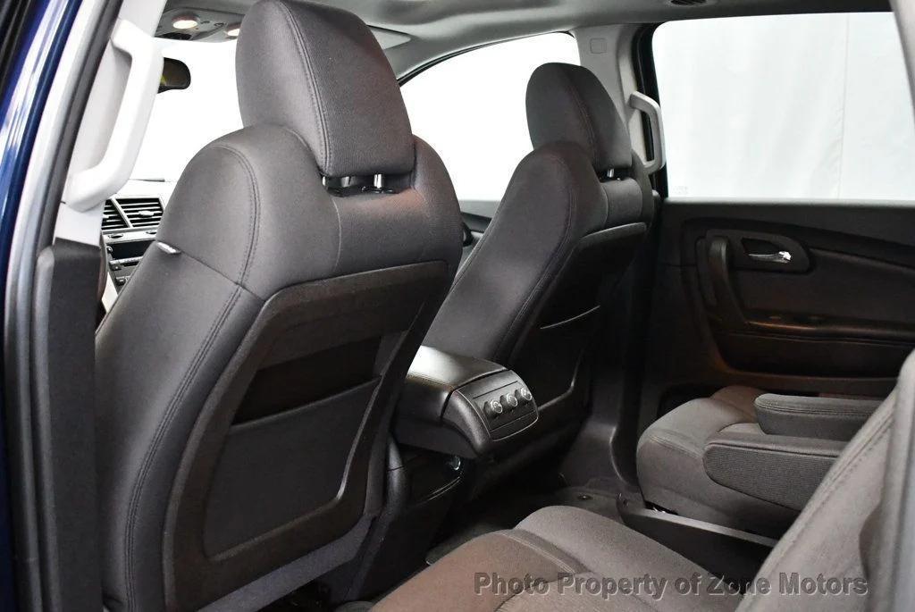 used 2010 Chevrolet Traverse car, priced at $7,550