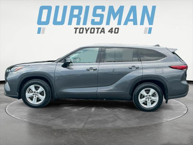 used 2022 Toyota Highlander car, priced at $30,000