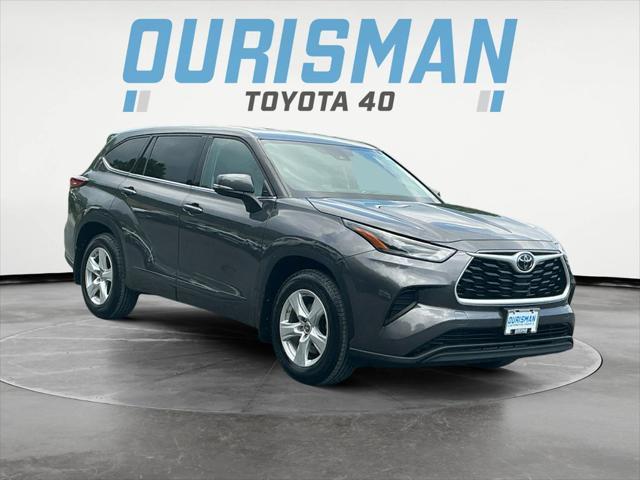 used 2022 Toyota Highlander car, priced at $30,000