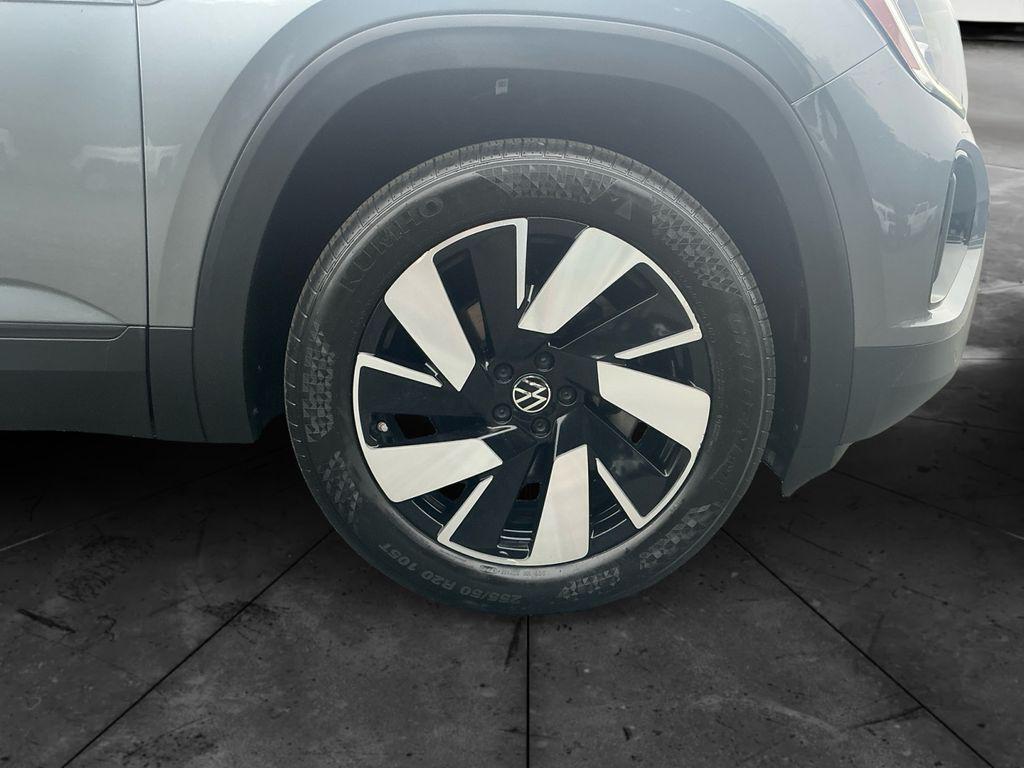 used 2024 Volkswagen Atlas Cross Sport car, priced at $29,500