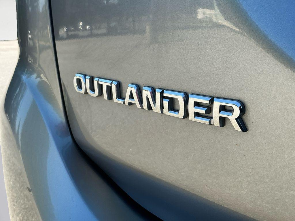 used 2020 Mitsubishi Outlander car, priced at $14,500