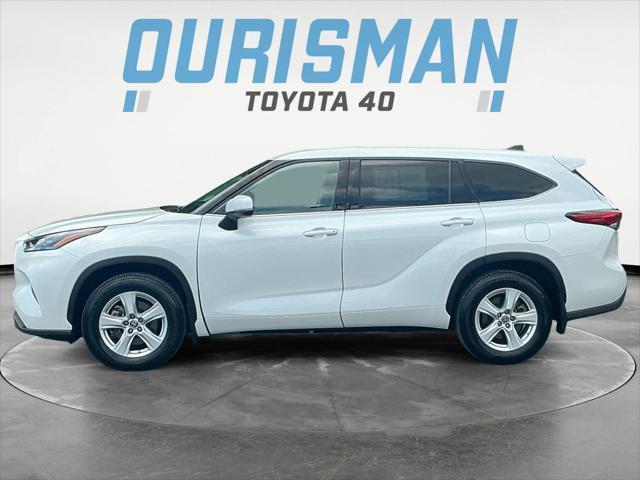 used 2022 Toyota Highlander car, priced at $30,500