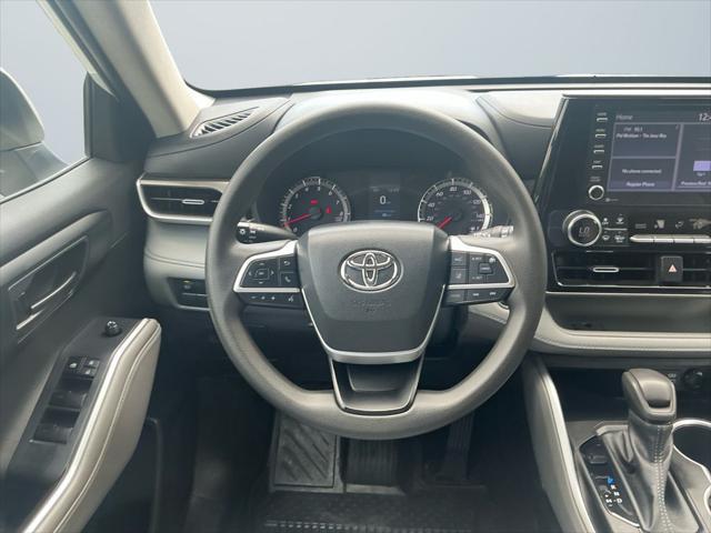 used 2022 Toyota Highlander car, priced at $30,500