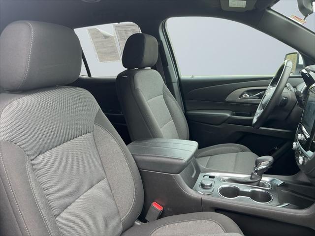 used 2022 Chevrolet Traverse car, priced at $28,500