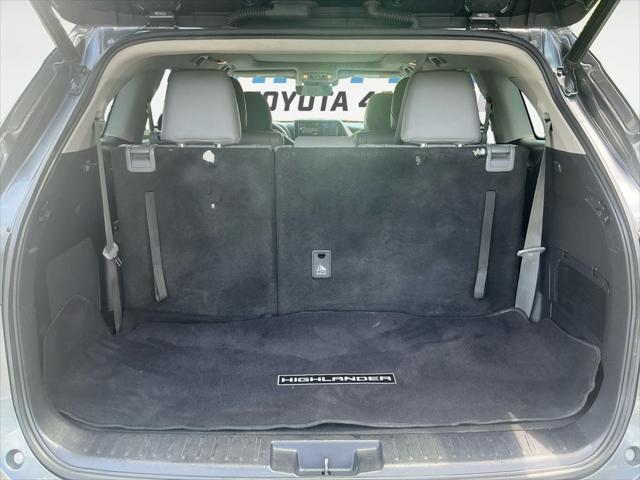 used 2022 Toyota Highlander car, priced at $42,000