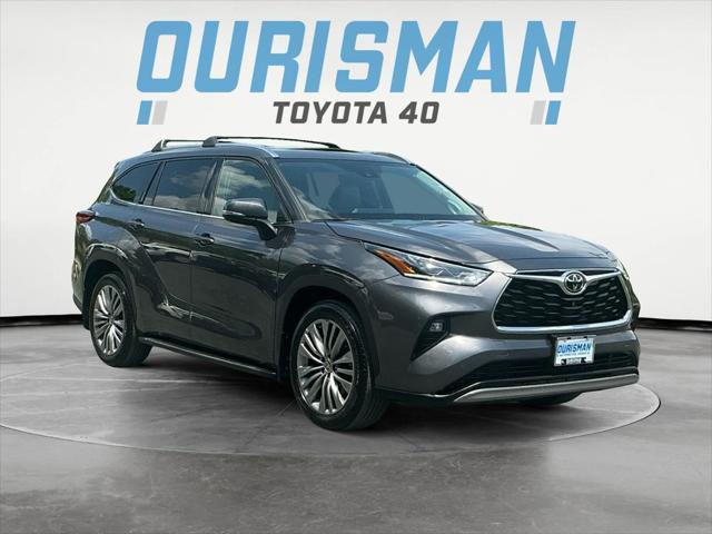 used 2022 Toyota Highlander car, priced at $42,000