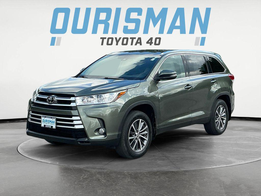 used 2019 Toyota Highlander car, priced at $28,000