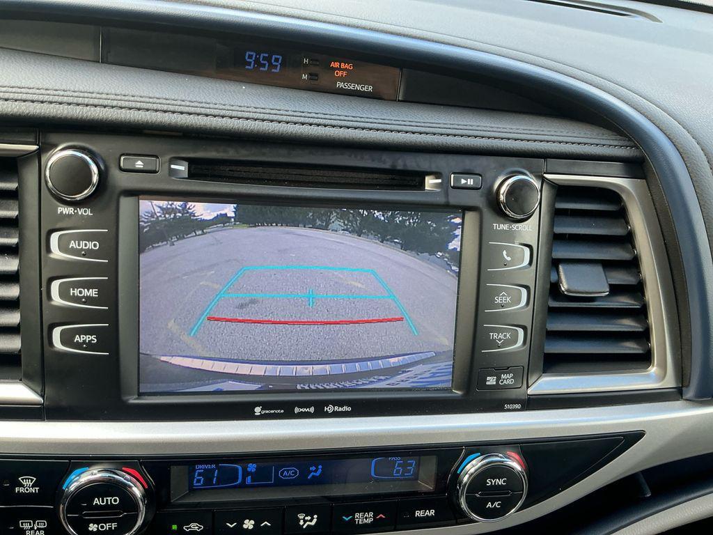 used 2019 Toyota Highlander car, priced at $28,000