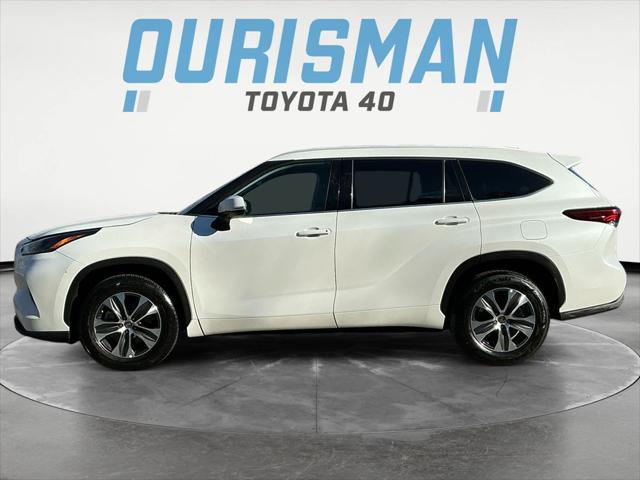 used 2022 Toyota Highlander car, priced at $30,000