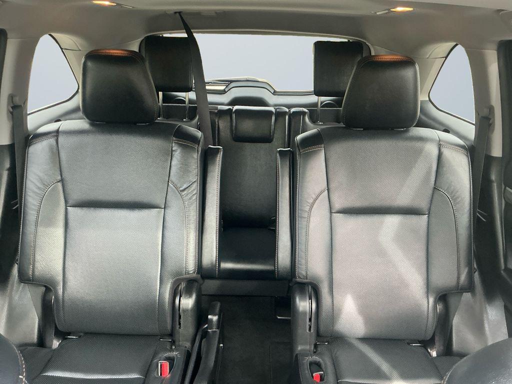 used 2019 Toyota Highlander car, priced at $29,500