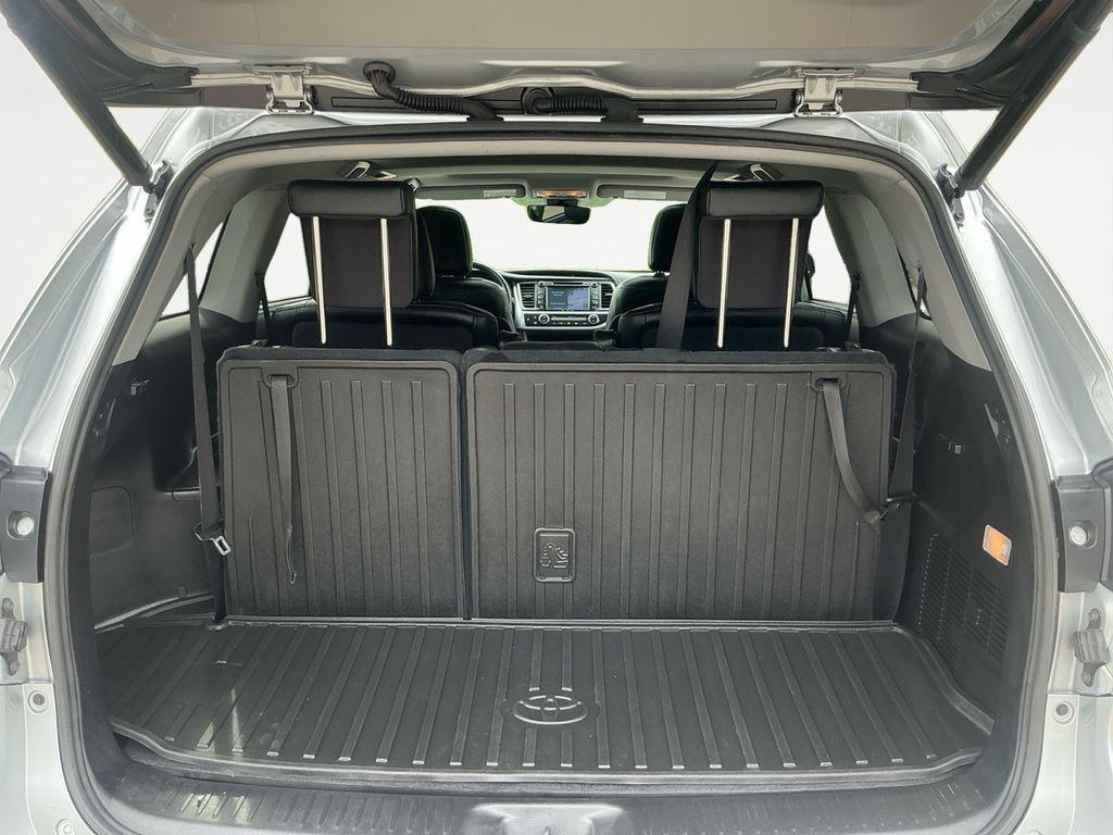 used 2019 Toyota Highlander car, priced at $29,500