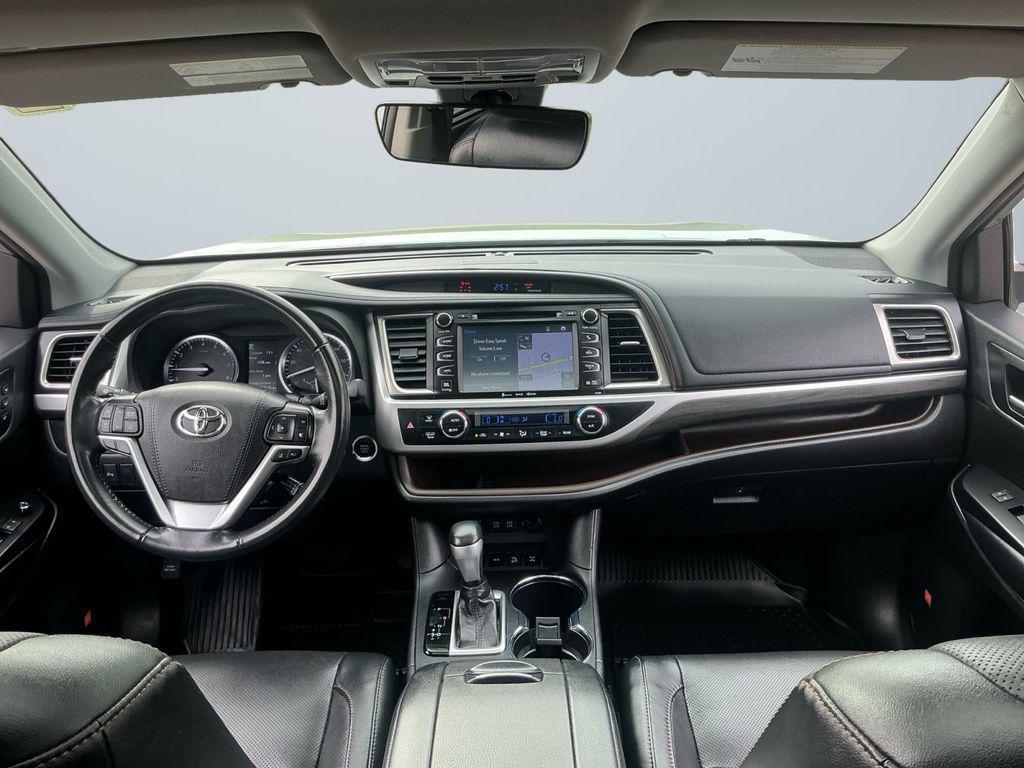 used 2019 Toyota Highlander car, priced at $29,500