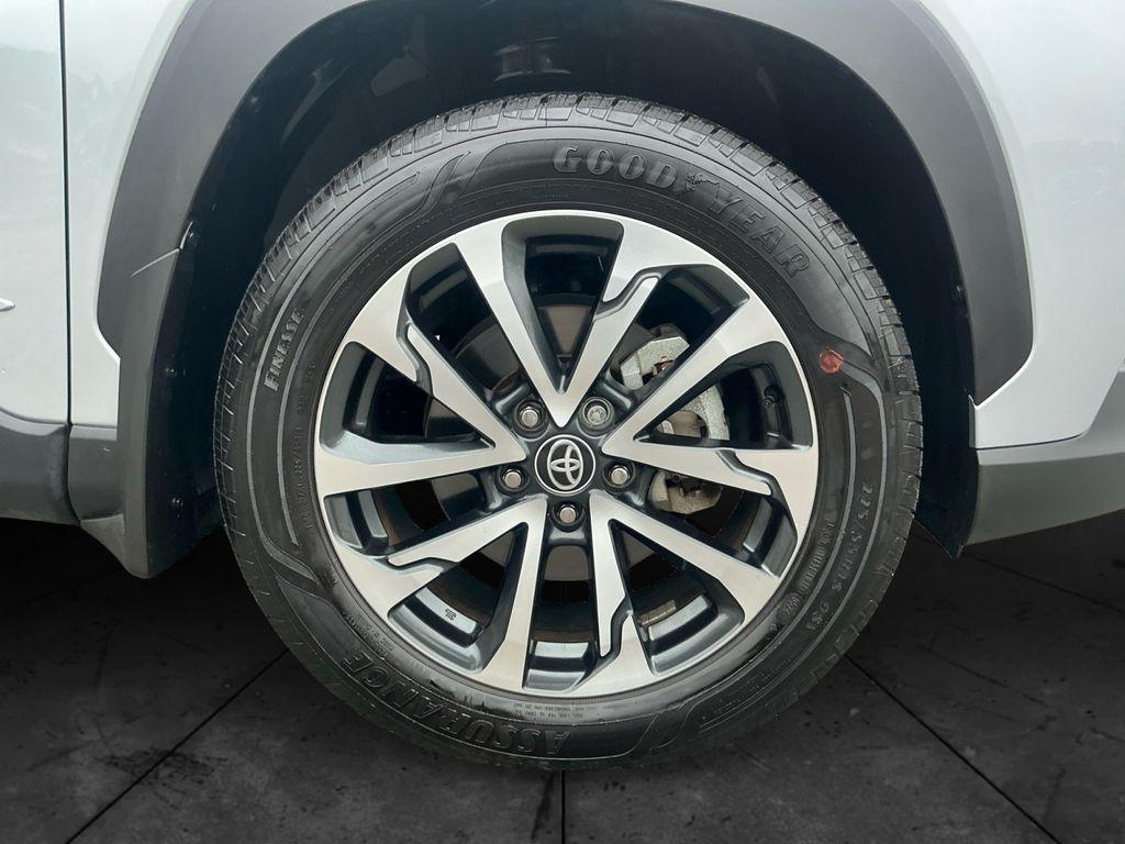 used 2024 Toyota Corolla Cross car, priced at $28,000