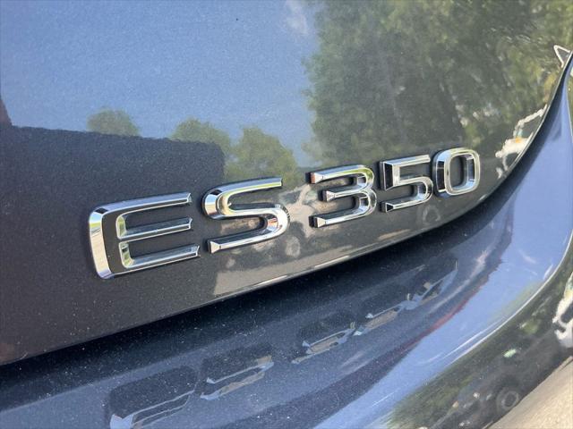 used 2022 Lexus ES 350 car, priced at $34,500