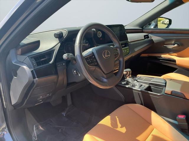 used 2022 Lexus ES 350 car, priced at $34,500