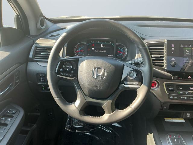 used 2022 Honda Pilot car, priced at $32,000