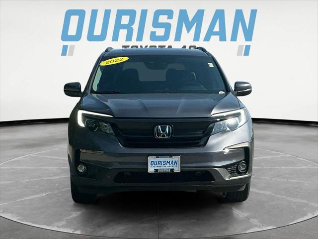 used 2022 Honda Pilot car, priced at $32,000