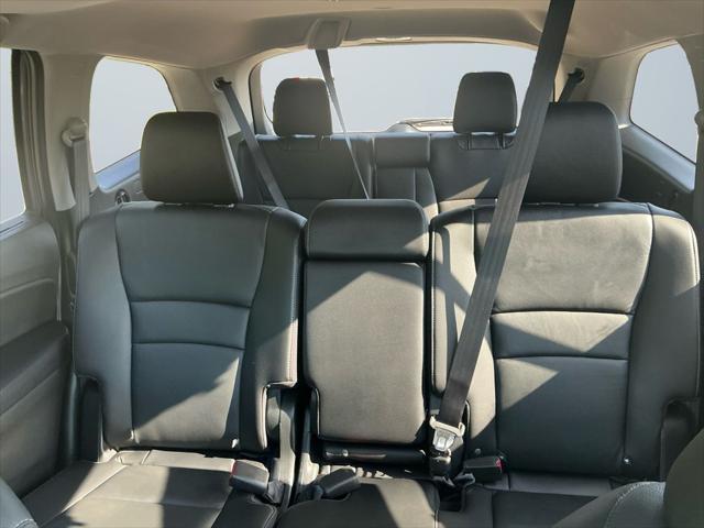 used 2022 Honda Pilot car, priced at $32,000