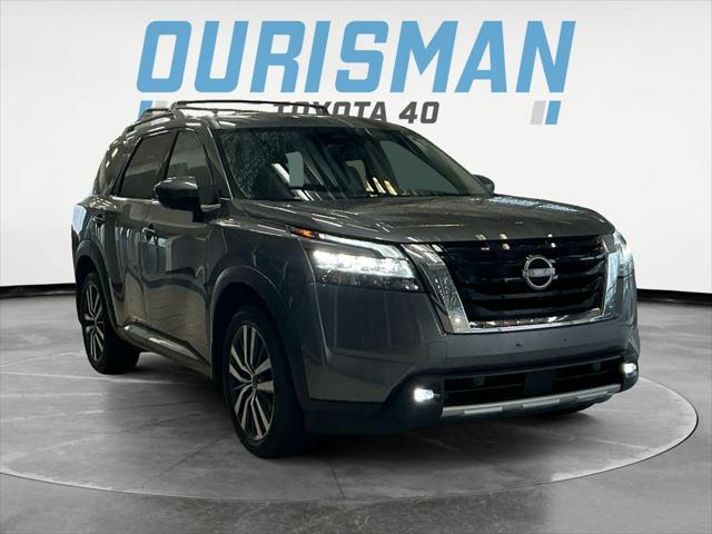 used 2022 Nissan Pathfinder car, priced at $30,000