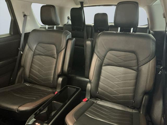 used 2022 Nissan Pathfinder car, priced at $30,000