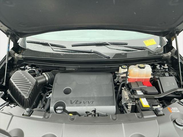 used 2023 Chevrolet Traverse car, priced at $33,500