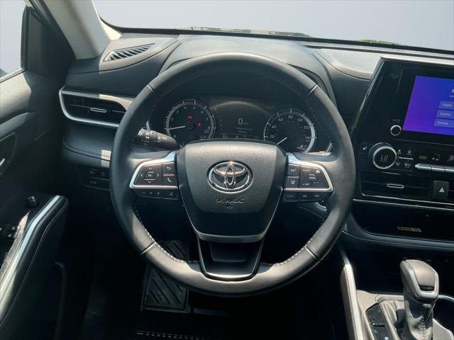 used 2024 Toyota Highlander car, priced at $43,000