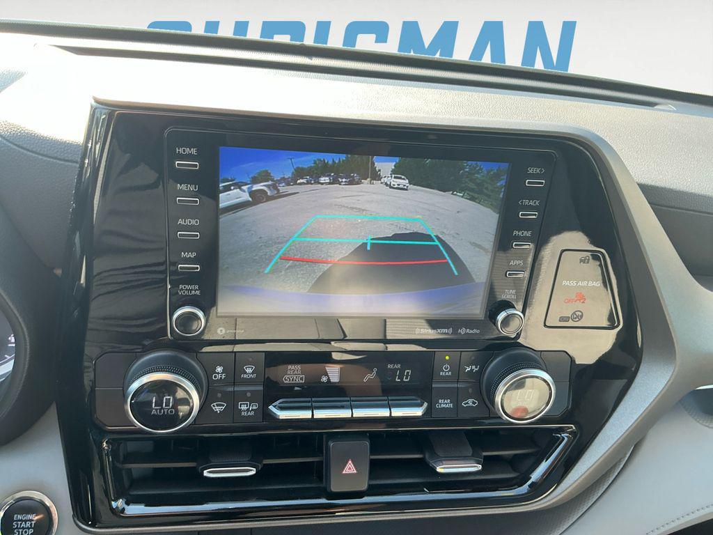 used 2022 Toyota Highlander car, priced at $30,500
