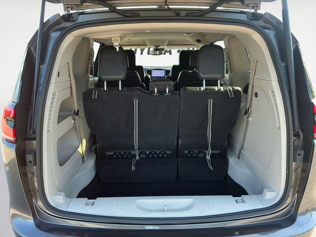 used 2022 Chrysler Pacifica car, priced at $22,000