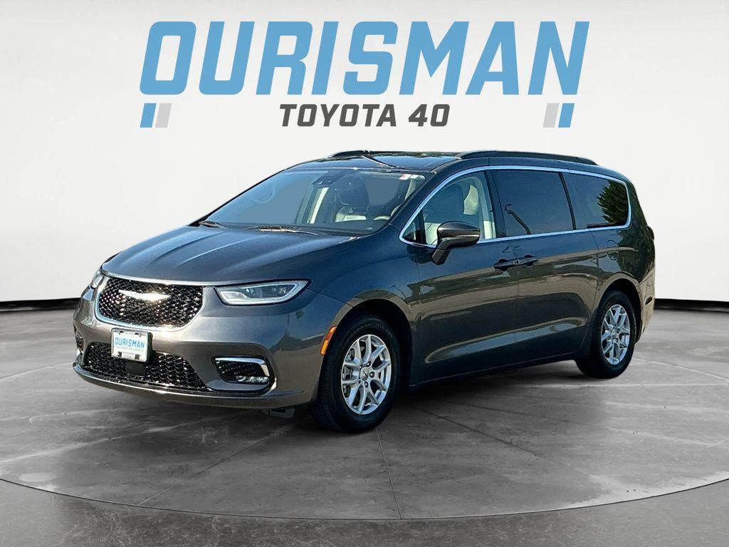 used 2022 Chrysler Pacifica car, priced at $22,000