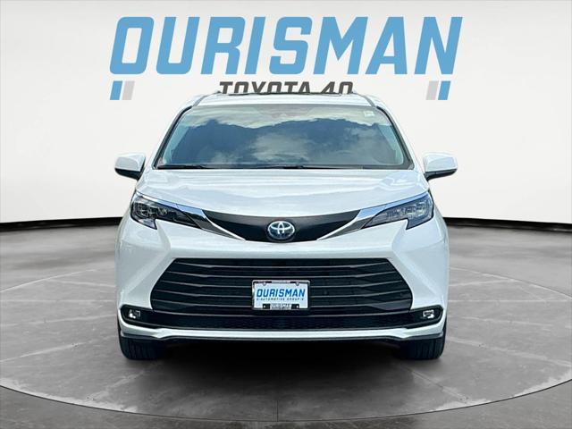 new 2025 Toyota Sienna car, priced at $49,950