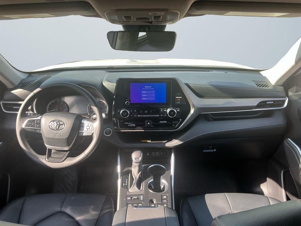 used 2024 Toyota Highlander car, priced at $41,000