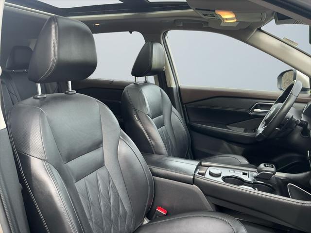 used 2022 Nissan Rogue car, priced at $25,000