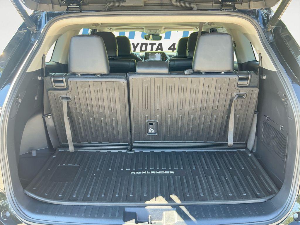 used 2022 Toyota Highlander car, priced at $34,000