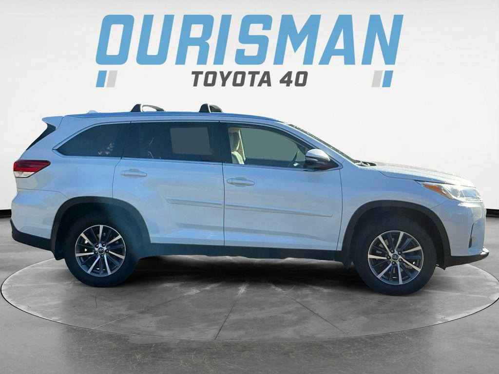used 2019 Toyota Highlander car, priced at $25,000