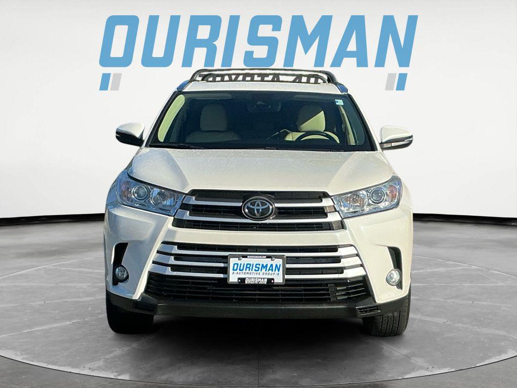 used 2019 Toyota Highlander car, priced at $25,000