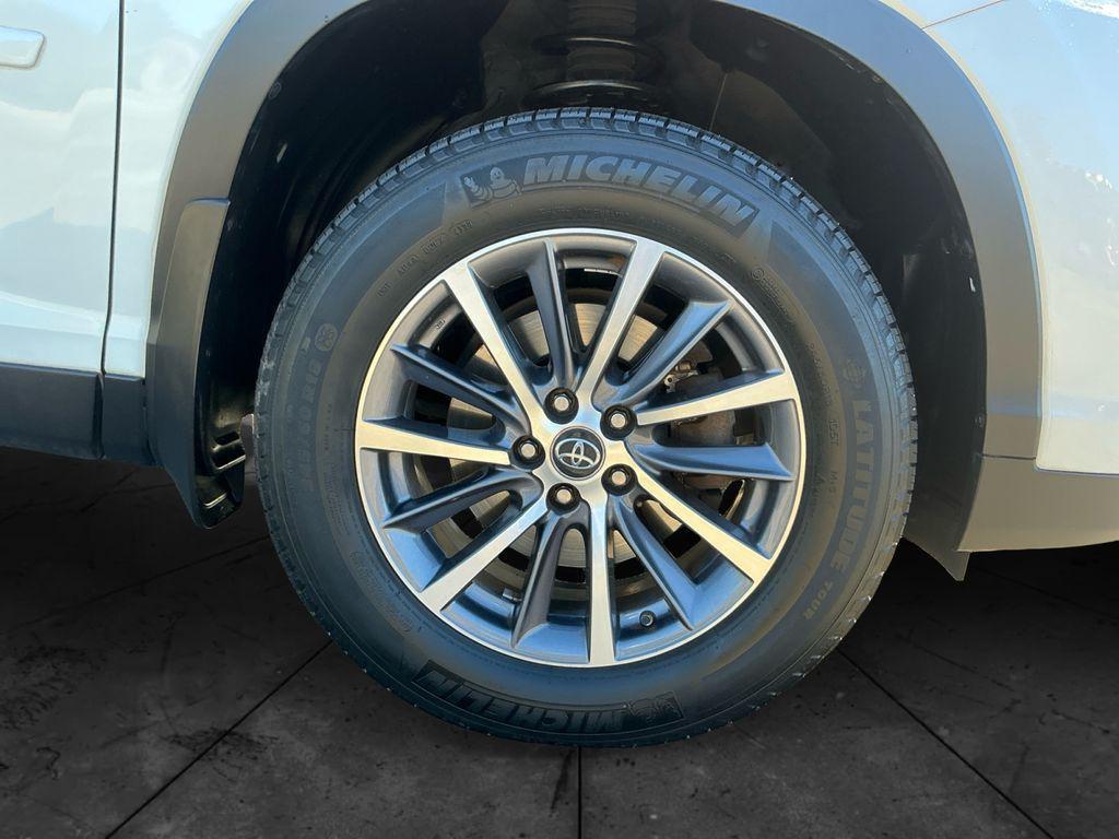 used 2019 Toyota Highlander car, priced at $25,000