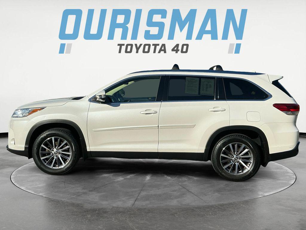 used 2019 Toyota Highlander car, priced at $25,000