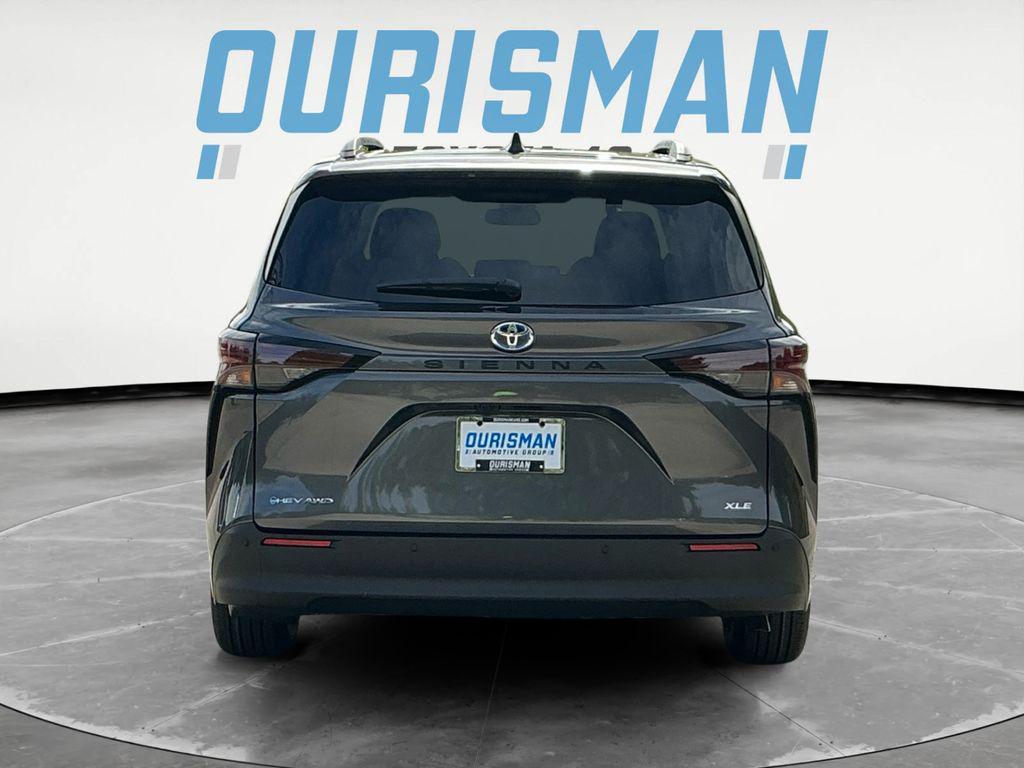 new 2025 Toyota Sienna car, priced at $48,999