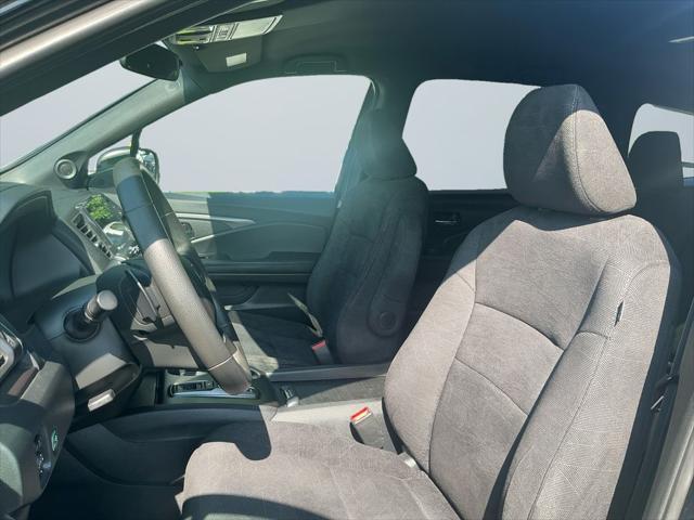 used 2022 Honda Pilot car, priced at $28,000
